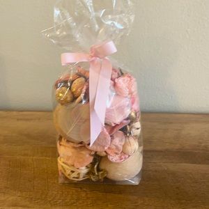 Pier One Gold and Pink incense